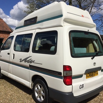 ELDDIS Camper Van 2 Berth TOYOTA HI-ACE Diesel 2.5 2000 (X)reg