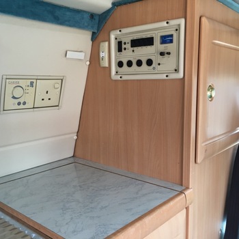 ELDDIS Camper Van 2 Berth TOYOTA HI-ACE Diesel 2.5 2000 (X)reg