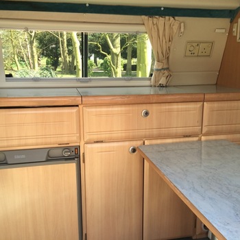 ELDDIS Camper Van 2 Berth TOYOTA HI-ACE Diesel 2.5 2000 (X)reg