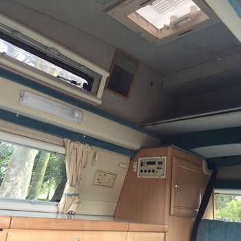 ELDDIS Camper Van 2 Berth TOYOTA HI-ACE Diesel 2.5 2000 (X)reg