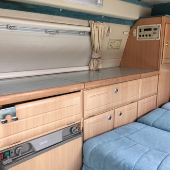 ELDDIS Camper Van 2 Berth TOYOTA HI-ACE Diesel 2.5 2000 (X)reg