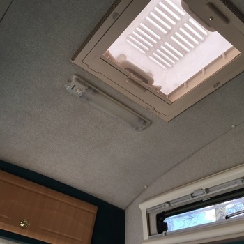 ELDDIS Camper Van 2 Berth TOYOTA HI-ACE Diesel 2.5 2000 (X)reg