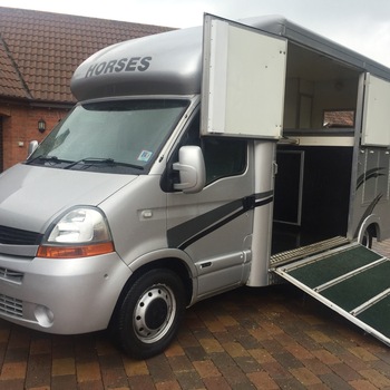 2007 (07)reg Foxy Twin Horsebox 3.5t Renault Master only 44k miles - SORRY SOLD