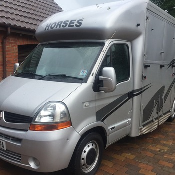 2007 (07)reg Foxy Twin Horsebox 3.5t Renault Master only 44k miles - SORRY SOLD