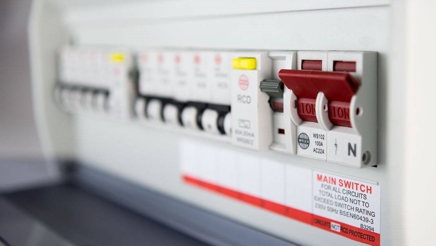Emergency Electrician Harrow, PAT Testing Farrow, Legionnaires Risk Assessment Harrow