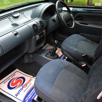 JC Leisure ROO 2 Berth Camper Van - Renault Kangoo 1.9D Diesel 1999 model