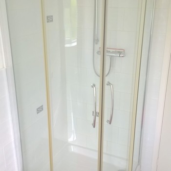 Hilltop Road 5 bedrooms 4 bathrooms overlooking Pittville Park