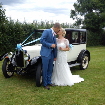 Gallery | Wedding Cars Harpenden, St Albans, Watford, Hemel Hempstead | Heritage Classic Cars