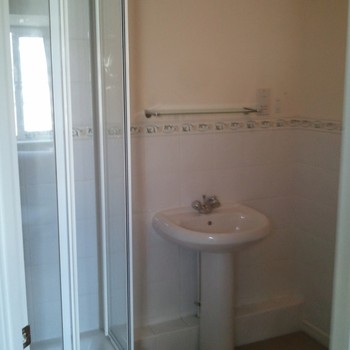 Sheldons Court, 5 Bedroom 3 Bathroom Town house with Garden