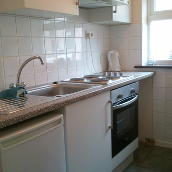 Victoria Street 3 Bedroom town Centre House town with Parking