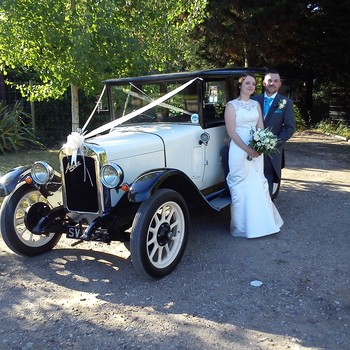 Gallery | Wedding Cars Harpenden, St Albans, Watford, Hemel Hempstead | Heritage Classic Cars