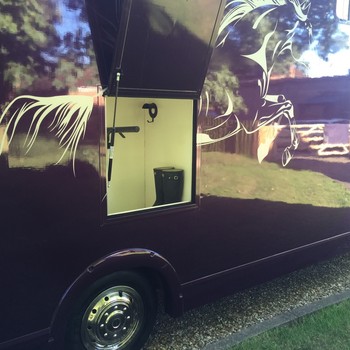 2009 Renault Master 2.5TD Horsebox 3.5t with living 2 Berth 55211 miles