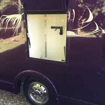 2009 Renault Master 2.5TD Horsebox 3.5t with living 2 Berth 55211 miles