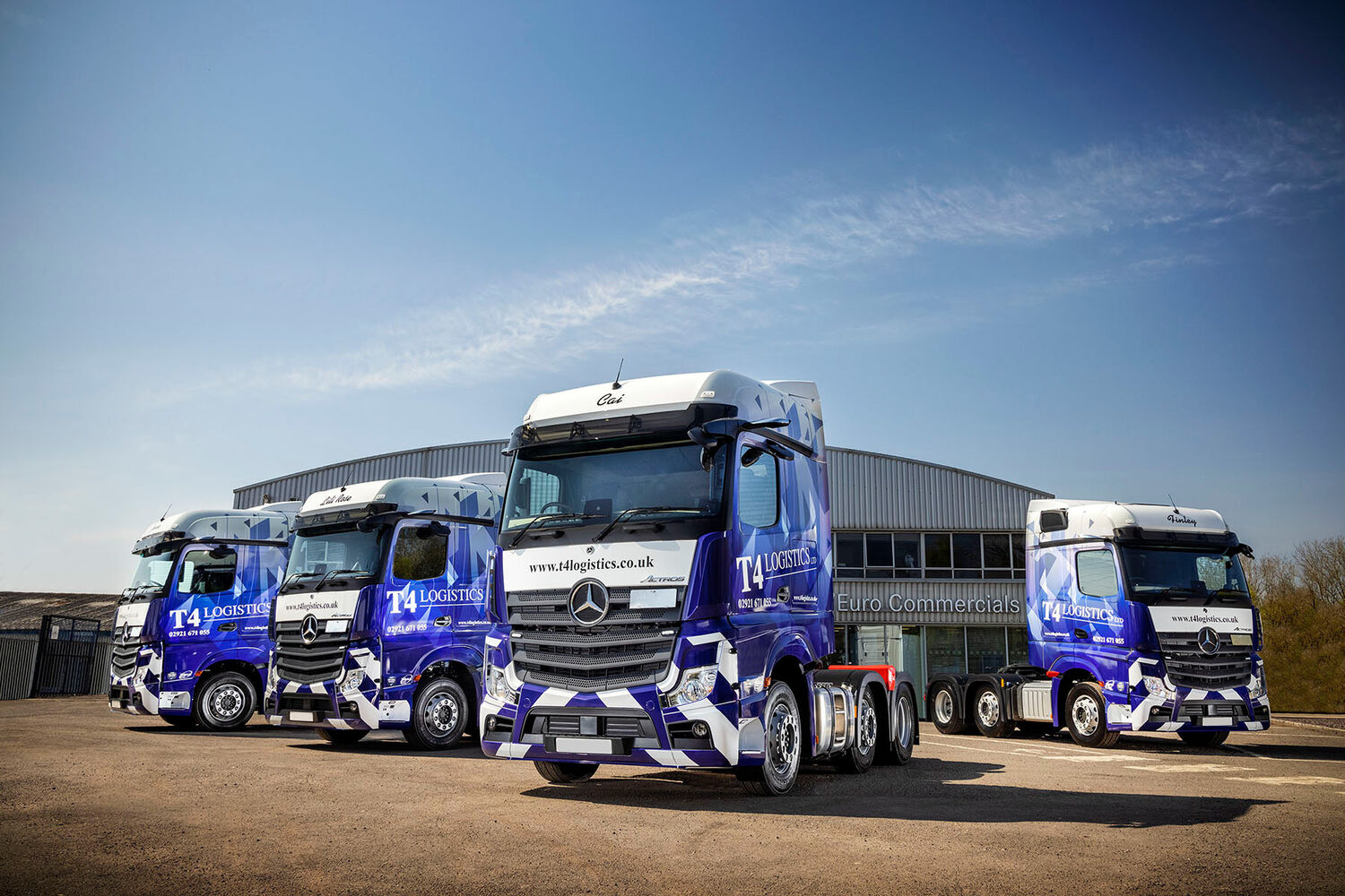 T4 Logistics - 4x Mercedes Actros