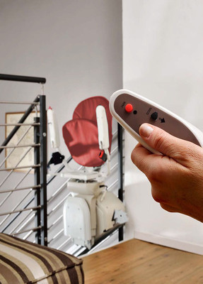 Calderdale Stairlifts Ltd - Platinum Stairlifts Horizon