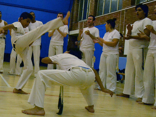 *Kids (7-12 yrs) - FREE TASTER CLASS OR 4 WEEKS of UNLIMITED CLASSES*