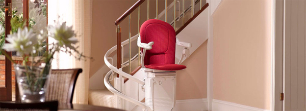 What a curved stairlift is