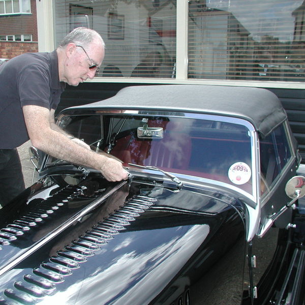 Morgan Windscreen Replacement