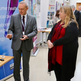 Minister for Skills and Technology visits JRBiomedical