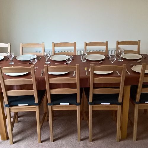 Sheldons Court, 5 Bedroom 3 Bathroom Town house with Garden