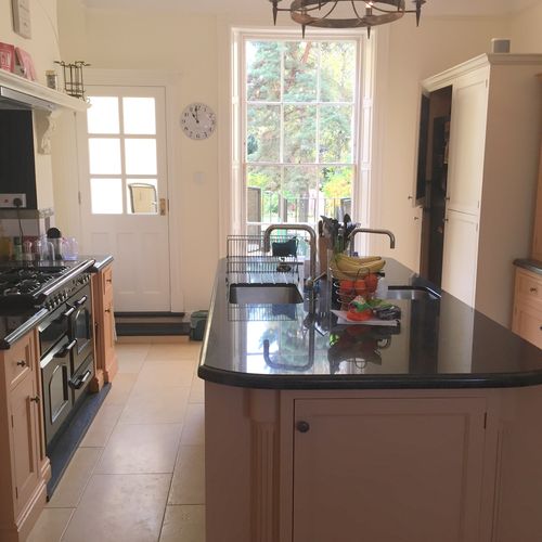 £5000 5 bedrooms London Road, Cheltenham centre 