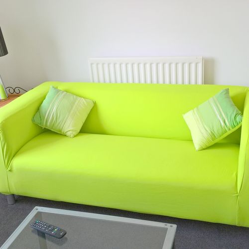 Light & Airy 2 Bedroom Apartment With Garden & Parking, Elmfield Avenue