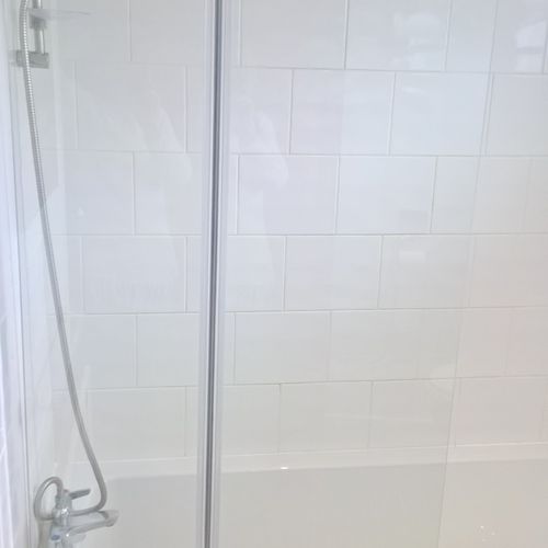 Carter Road 3 Bedroom Contractors Self-catering Accommodation, 5 single beds !