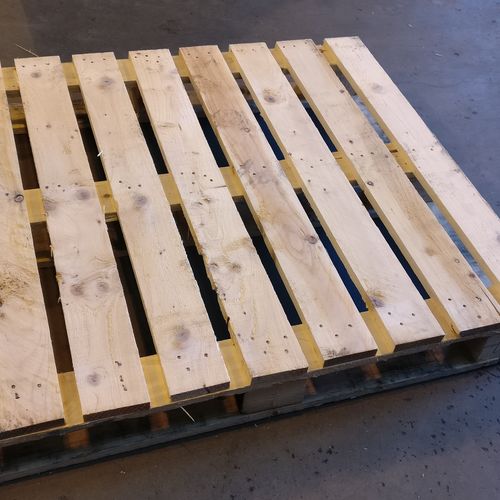 Used Wooden Pallets