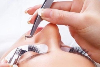 Beauty Salon Bristol, Hollywood Waxing in Bristol, Eyebrow Threading