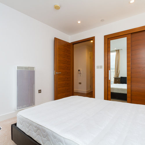 HAYES APARTMENTS FURNISHED TWO BEDROOM APARTMENT