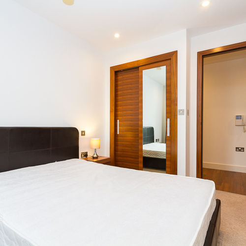 HAYES APARTMENTS FURNISHED TWO BEDROOM APARTMENT
