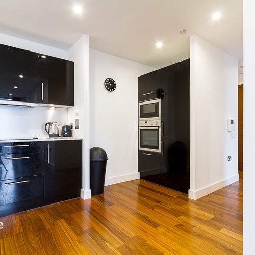 HAYES APARTMENTS FURNISHED TWO BEDROOM APARTMENT