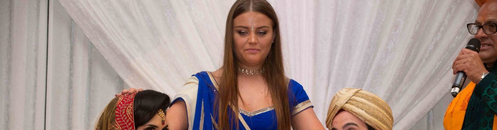 Hindhu Priest for Wedding Ceremony, Hindhu Priest UK, Hindu Priest London