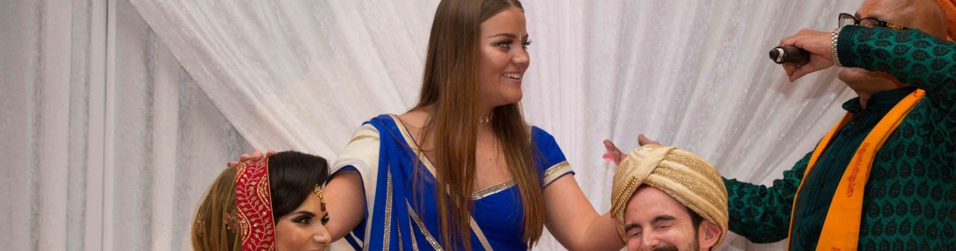 Hindhu Priest for Wedding Ceremony, Hindhu Priest UK, Hindu Priest London