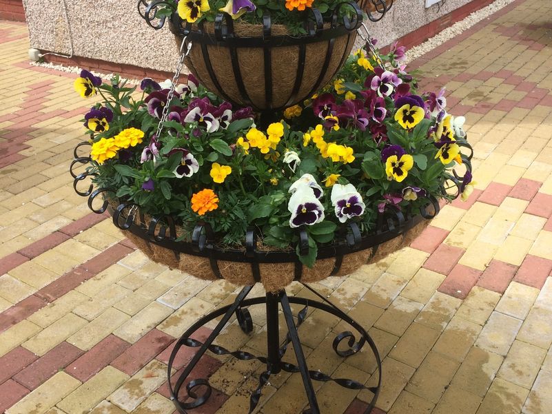 2 tier chandelier planter