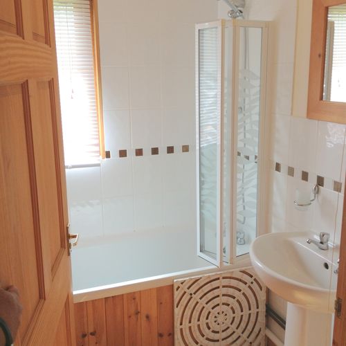 2 bedroom Scandanavian chalet