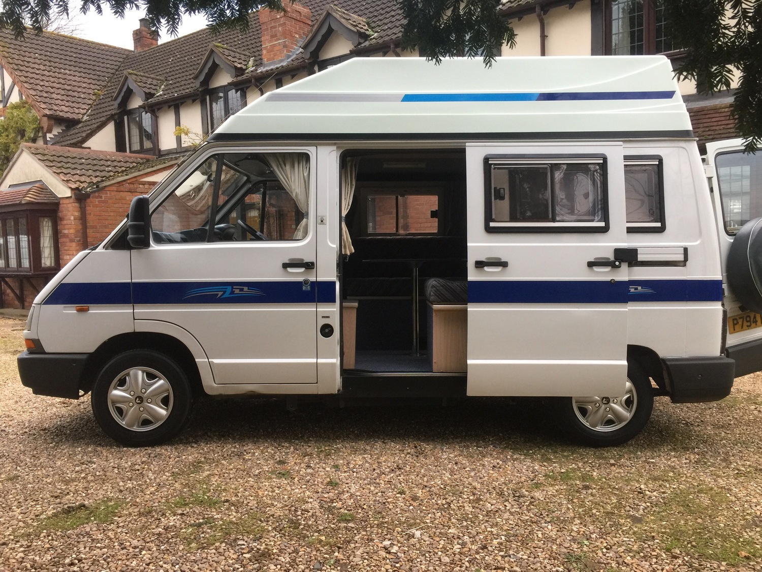 【VAN】1997カレンダー・コロン 1997 Cockburn Holdsworth San Remo Camper Van 2 Berth - Diesel