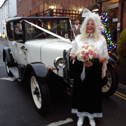 Gallery | Wedding Cars Harpenden, St Albans, Watford, Hemel Hempstead | Heritage Classic Cars