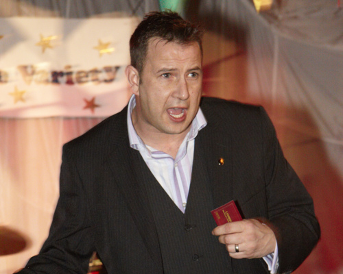 Gallery & Testimonials | Lyndon Webb | Psychic illusions