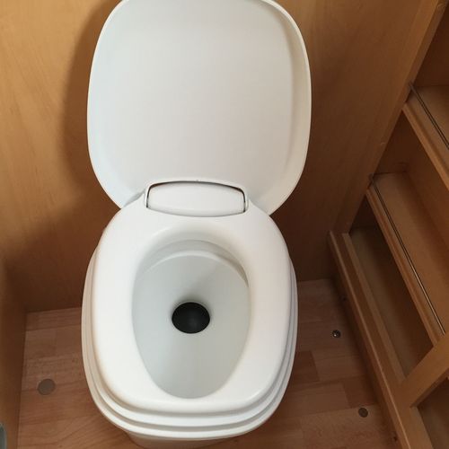 Dethleffs Rally Nomad DD 640 Caravan - 4 Berth - 2007 Model