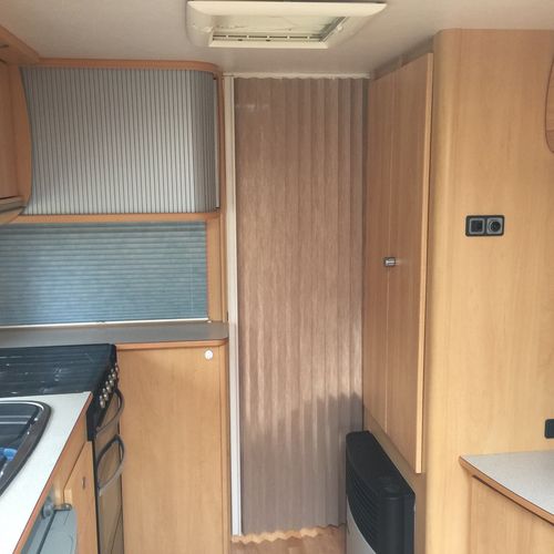 Dethleffs Rally Nomad DD 640 Caravan - 4 Berth - 2007 Model