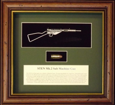 Wall Mounted 1/6 Pewter Guns