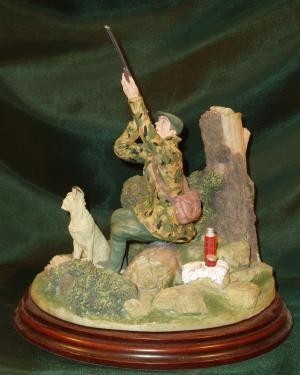 Limited Edition Hand Painted English Shooting Figurines & Lamps