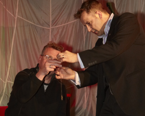 Gallery & Testimonials | Lyndon Webb | Psychic illusions
