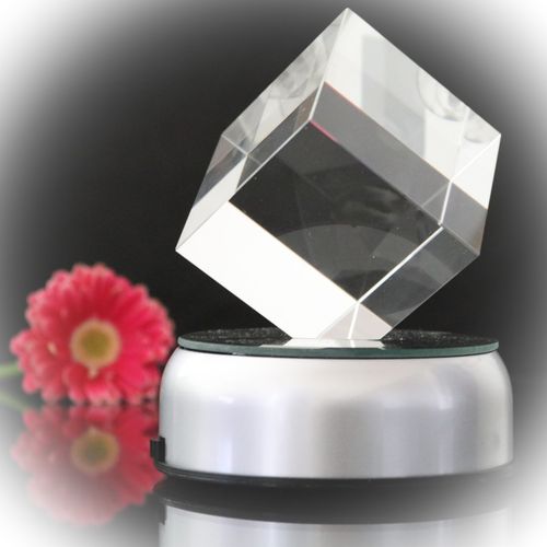 Large Crystal Cube
