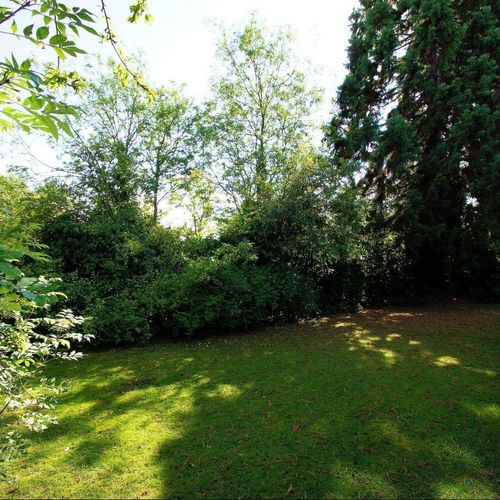 Lansdown Castle Drive ground floor apartment For 3 Nr cheltenham Railway Station