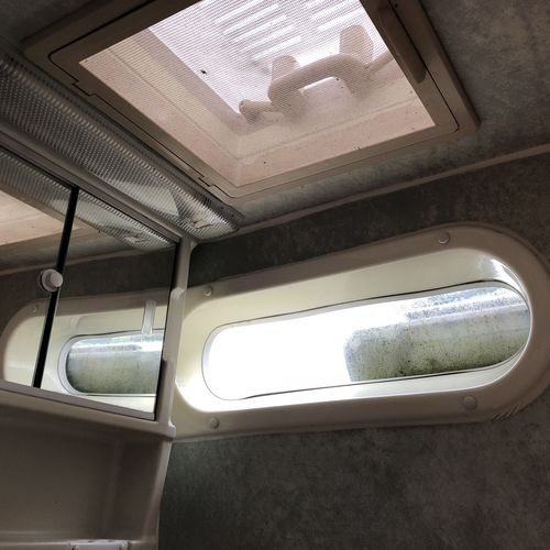 Auto Sleeper Duetto Camper Van - 2001(51)reg Ford Transit 2.4TD - 54520 Miles