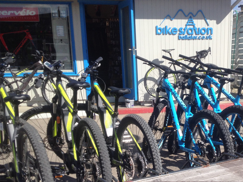 Bike Hire Ballater, Electric Bike Scotland, Carbon Road Bike Hire