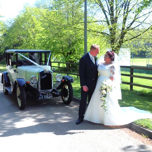 Gallery | Wedding Cars Harpenden, St Albans, Watford, Hemel Hempstead | Heritage Classic Cars