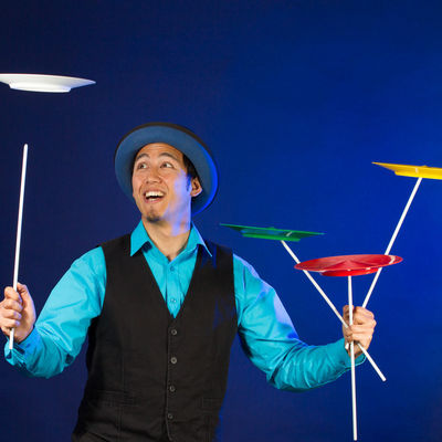 Artists & Entertainment 